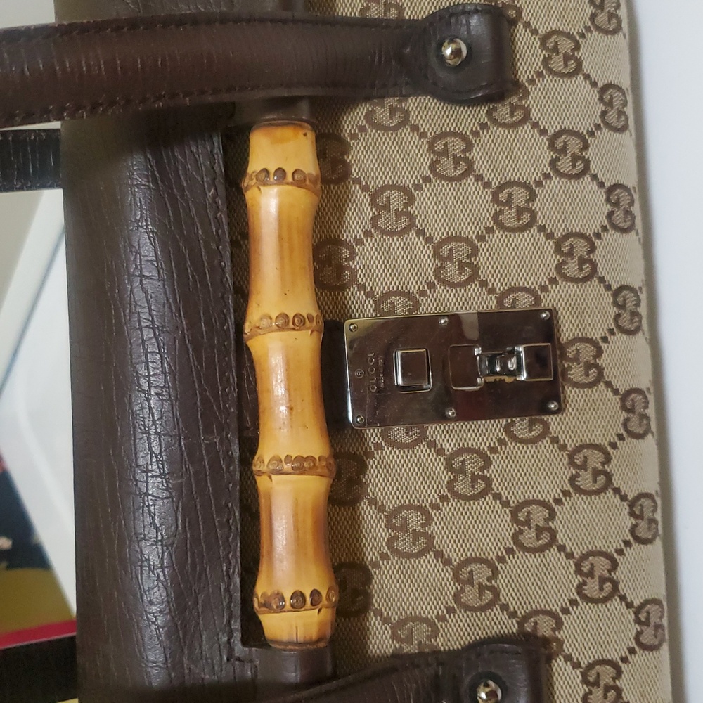 Gucc Tan and Brown Shoulder Bag with Bamboo Accent - Picture 12 of 17